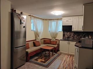 Вила Езерото - 4