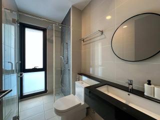 LuxeVibe Sapphire - 1