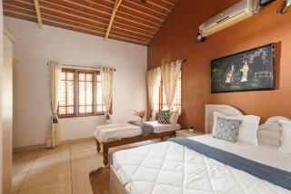 NatureScape FarmhousePoolJacuzzi 30min from Blr - 2