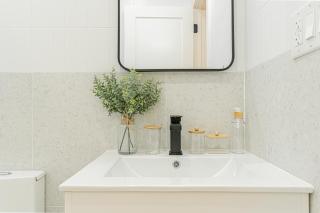 Japandi Cozy In Brooklyn & Balcony - 3