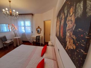 Luxury House B&B - 4