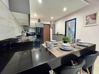 NBC Condo, 2-BR, NaiHarn Beach - 4