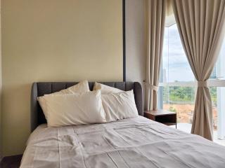 Luxury 4BR Duplex, Medini Apartment - 9