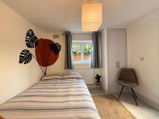 Central, Cozy and Stylish 2-Bed Apartment - 7