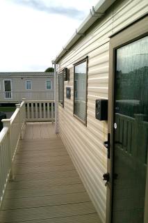 The Grange Appleby 6 Berth Central heated with En-suite Wrap Around Ramped Decking - 4