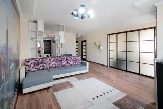 Большая 3 ком кв в двух минутах от ТРЦ Мега Алма-Ата - Almaty - 3