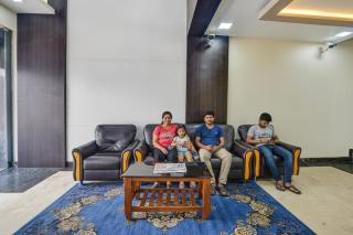 Fabhotel Chennai Palace - Nr Chennai Beach Railway Station - 8