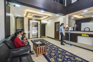 Fabhotel Chennai Palace - Nr Chennai Beach Railway Station - 9