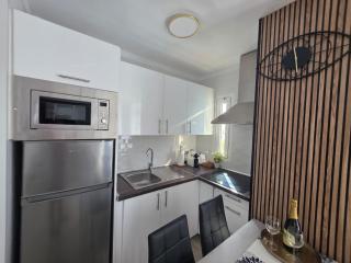 Palm Breeze - Las Americas - 4