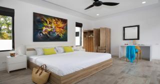 Stunning Pool Villa Curtis - 5 Bedrooms in the heart of Rawai - 4