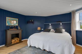 Modern 4BR Summerhouse with Sauna and Hot Tub - 6