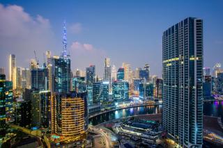 Skyline Escape 2 bedroom with Burj Khalifa View - 2