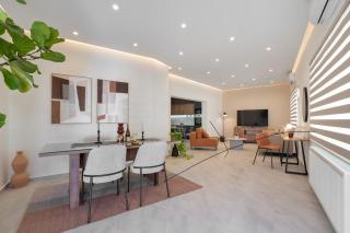 Coralie 3 bedroom apartment 40m from the beach - 0