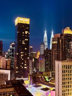 AXON LUXURY Suites - 5