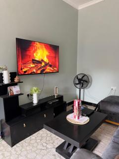 Q Homes Platinum Suite - 8