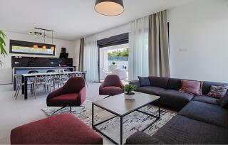 Nice Home In Stancija Paradiz - 8