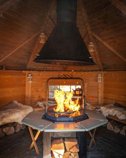 Luxury Skye Cottage Hot Tub & BBQ Lodge - 3