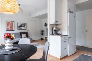 1BR Apartment with Sauna, Balcony & Free Parking - 6