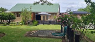 Meadow View Guest Cottage - 8