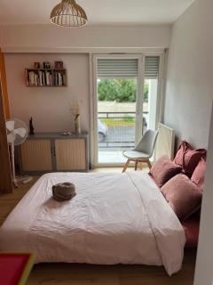 Chambre calme & lumineuse avec balcon Cauderan - 8