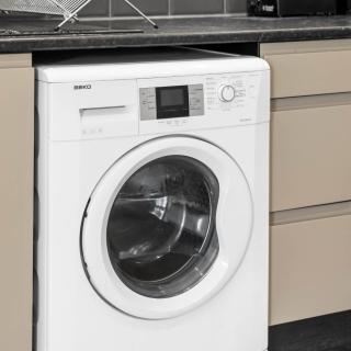 Cozy Apartment - On street parking - Rowley Regis 49AG - 6