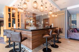 Premier Inn Stuttgart Airport - 4