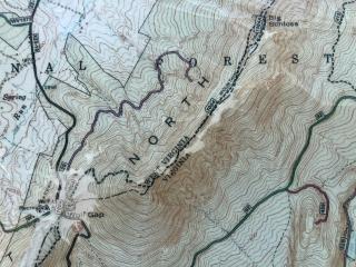 Cozy Historic Cabin with stellar view of Big Schloss - 6