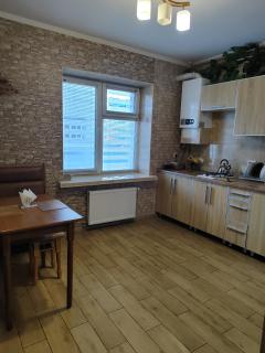 Апартаменти ЦЕНТР новобудова поруч "Перша аптека, Плаза - 1