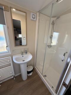 Seaview 1 - Ingoldmells - Meadow Lakes Caravan Hire - 5
