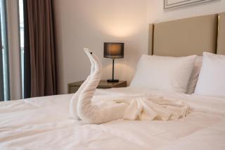 Business Bay 1BR Burj Khalifa&Canal Views,3Balcony - 8