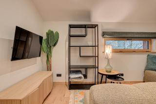 Chalet Diard, Detached Chalet, Alpes Travel, Sleeps 6 to 8 - 5