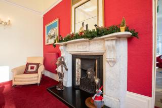 Stunning Apartment in Victorian Villa with Garden - 8