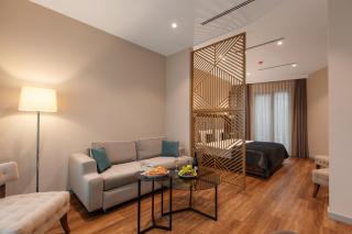 White Hill Hotel - 8