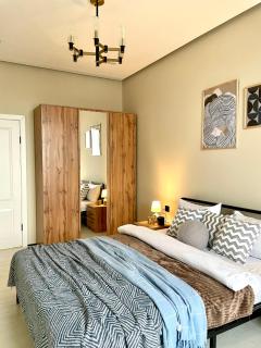 Уютные апартаменты с шикарным видом на город с высокого этажа ЖК Komfort city - 1