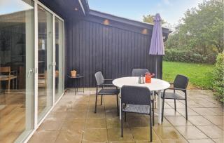Beautiful Home In Hjørring With Wifi - 2