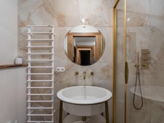 Duplex rénové au cœur de Megève, 3 chambres, cheminée, terrasse, équipements modernes. - FR-1-569-72 - 1