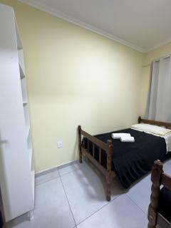 Espaçosa casa com WI-FI Perto do Aroporto - Conforto e Praticidade - 2