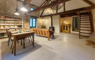 Charmante Maison Avec Piscine - 5