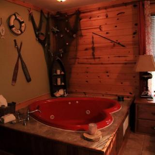 Riverfront Vacation Rental with Gas Fireplace in Eureka Springs, Arkansas - 6