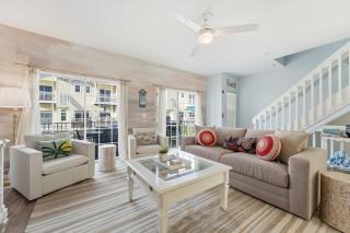 2-Minute Walk to Beach - Heated Pool - Hot Tub - Family - 4