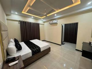 Pearl Galaxy Family Guest House - 2