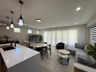 Pet Friendly &Home Away From Home &EV Charging - 4