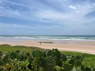 Casa Pé na Areia in Flamengo Beach - Ampla - 7