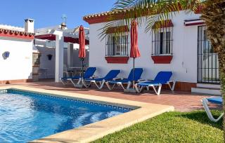 Gorgeous Home In Chiclana De La Fronter - 0