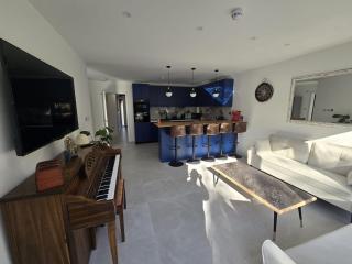 Albion's House room nr2 - 1