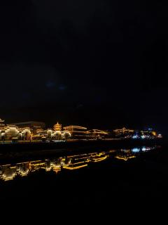 铂曼智慧酒店-Near the east gate of the Forest Park, about a 10-minute walk-There is a beautiful small river at the entrance-offers free self-service laundry and Attraction Tickets Serivce in advance - 6