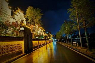 铂曼智慧酒店-Near the east gate of the Forest Park, about a 10-minute walk-There is a beautiful small river at the entrance-offers free self-service laundry and Attraction Tickets Serivce in advance - 5