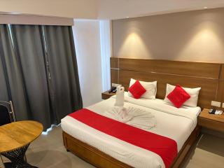 Hotel Mangala Temple View - 9