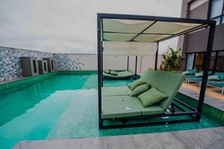 Full Rooftop apartment with pool and gym, yoga room and cinema - 9