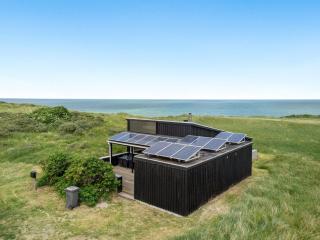 Holiday Home Mirjami - 95m from the sea by Interhome - 2